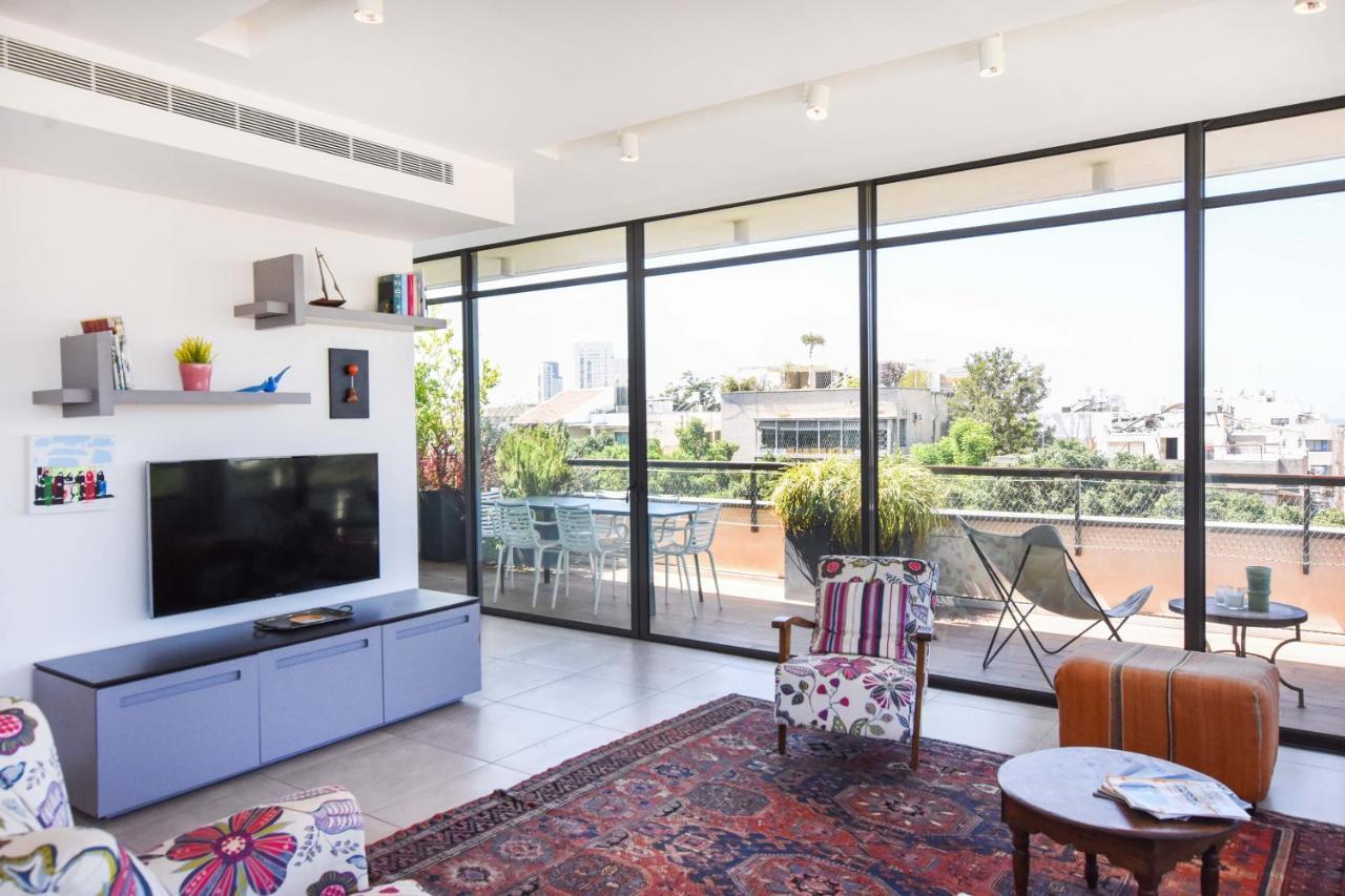 Out Of Time By Holyguest Apartment Tel Aviv Exterior photo